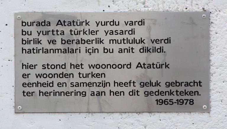 ataturk-aniti-amsterdam-drtyayincilik