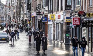 amsterdam-da-yuksek-kira-beklentisiyle-evini-14730021_amp
