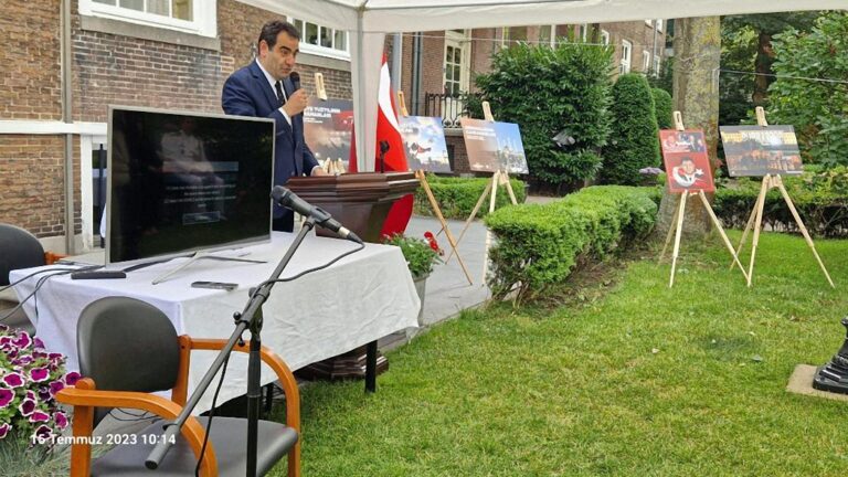 15 temmuz buyukelci unal