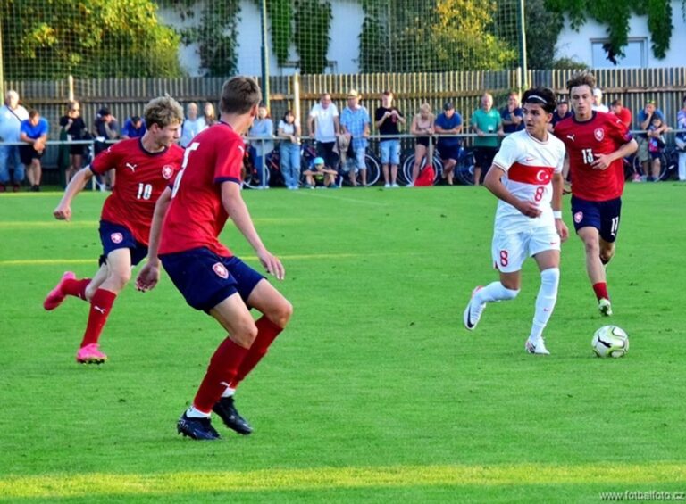 Hollanda’da Yetişen Melih Arda Saygı, U18 Milli Takımının Hazırlık Turnuvası Aday Kadrosuna Seçildi