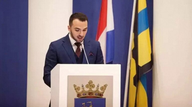 Türk Kökenli Siyasetçiye Hakaret Niteliğinde Adaylık Teklifi
