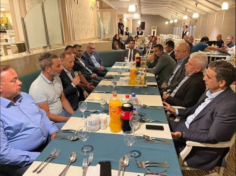 Türk ve Hollandalı iş adamları Taşkent’te işbirliği görüşmeleri yaptı