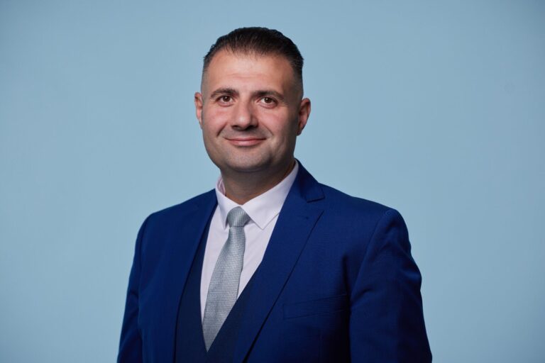 DENK Partisi Arnhem Belediye Meclis Üyesi Yıldırım Usta: