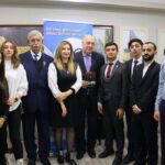 İSLAMİYETİ SEÇEN İTALYAN ASILLI SANDY Dİ BETTA HOLLANDA’DA KUR’AN YAKILMASINA SON KAMPANYASI BAŞLATTI