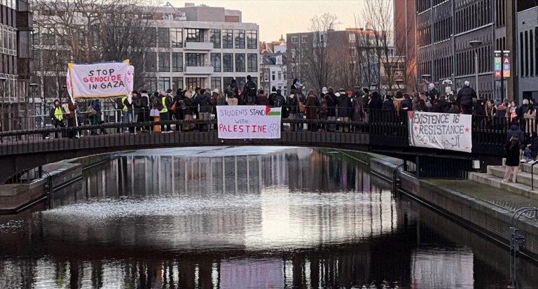 Amsterdam Üniversitesi Öğrencileri Filistin’e Destek Eylemi Yaptı