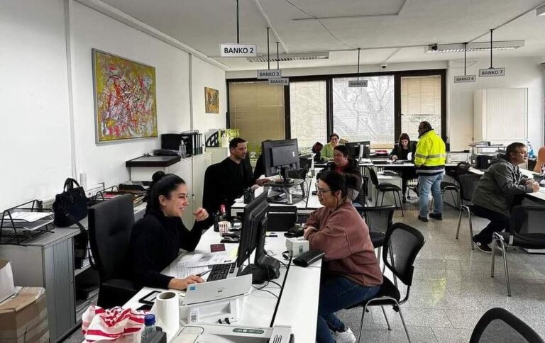 Pasaport bekleme süresi 22 günden 7 güne indi