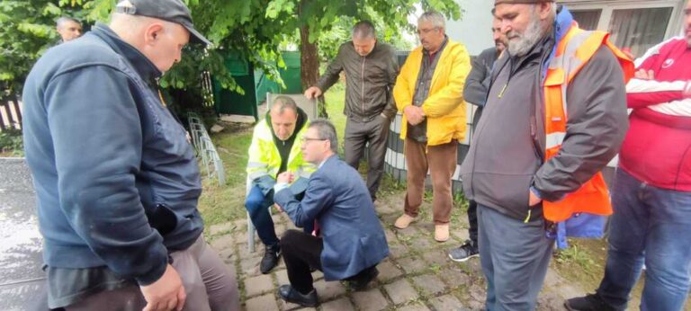 Bir Türk selden boğularak vefat etti