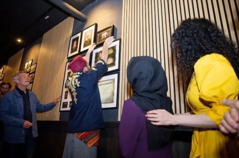 turk-sanatci-omer-kadan-in-fotog