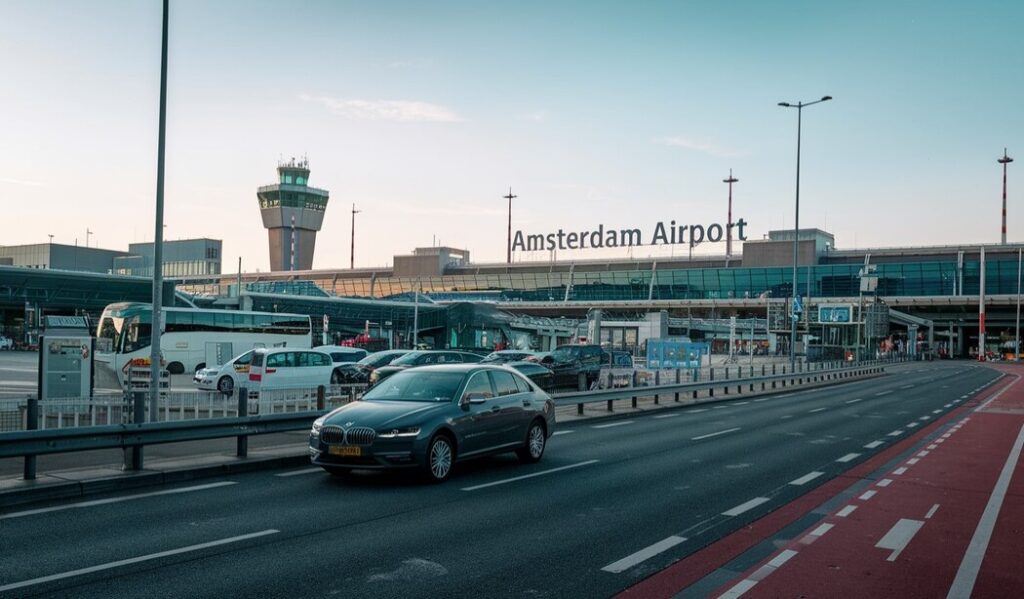 amsterdam schipol (1)