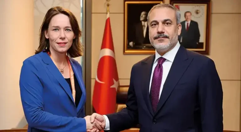 hollanda haberleri - hakan fidan (1)