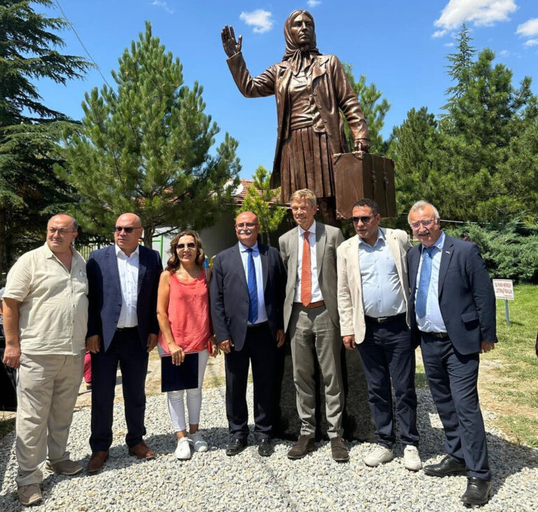 yozgat bahadin anit