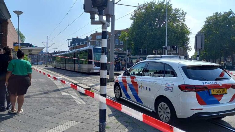 politie tramway durağı (1)