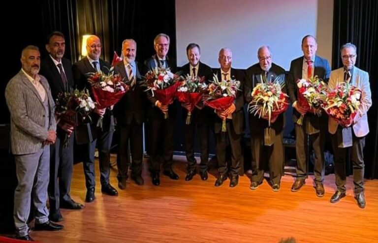 Hollanda Türk İslam Kültür Dernekleri Federasyonu Tabiri Caiz ise Bir Taşla 3 Kuş Vurdu