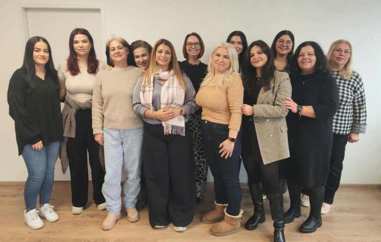 AEV’den seminerlere devam