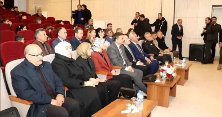 gur ailesinden ogrencilere yardi