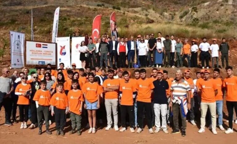 Türk-Hollanda Dostluğu İçin 10 Bin Fidan Dikildi