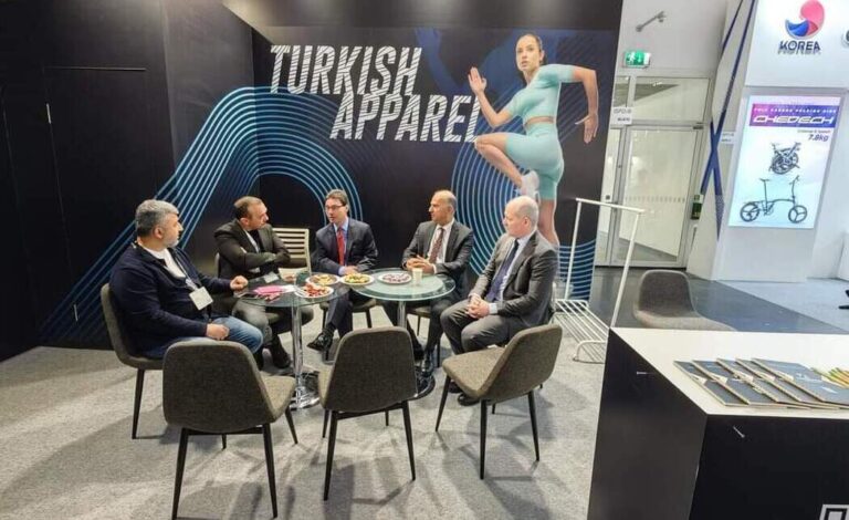 Münih Messe fuar alanında ISPO1