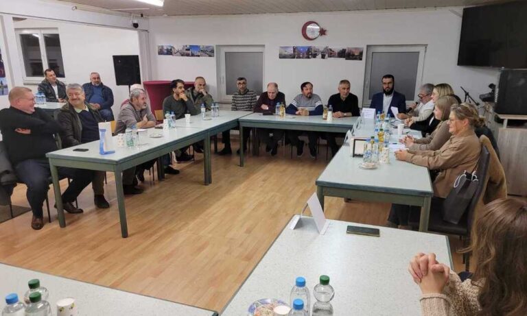 Vilsbiburg Belediye Başkanı ve S