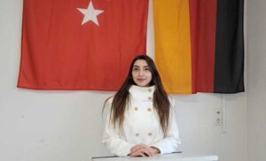 mediha esra demir