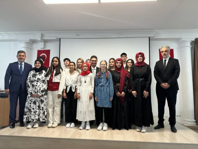 İstiklal Marşını Ezbere Güzel Okuma Yarışması Münih’te Yoğun Katılımla Gerçekleştirildi