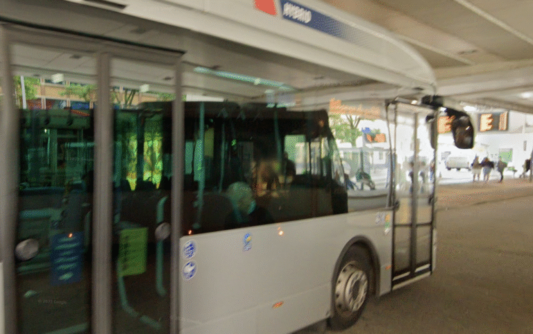 otobus (1)-Photoroom