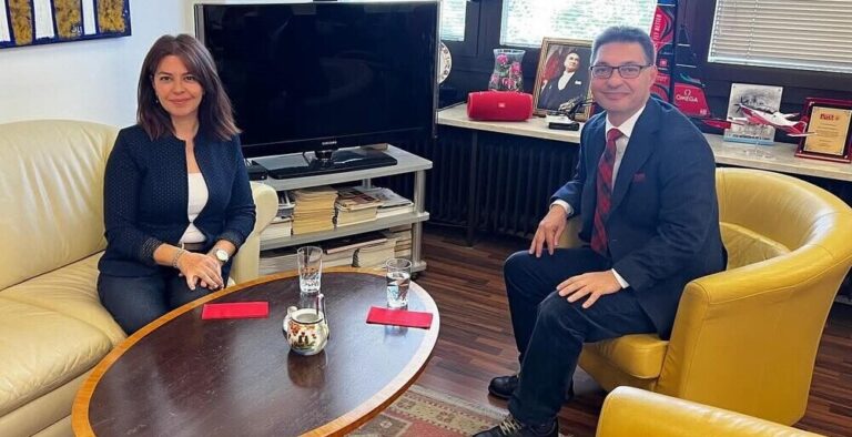 Münih Başkonsolosluğu Çalışma ve Sosyal Güvenlik Ataşeliği görevine Şeniz Özmert Koçer