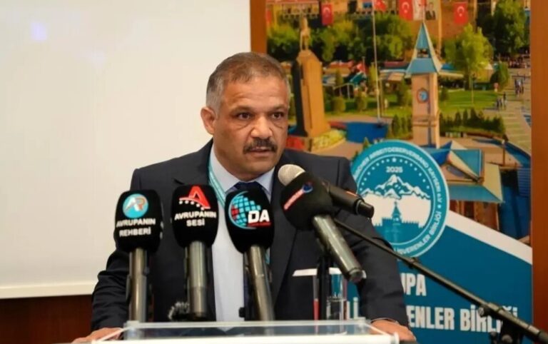akib hollanda (1)
