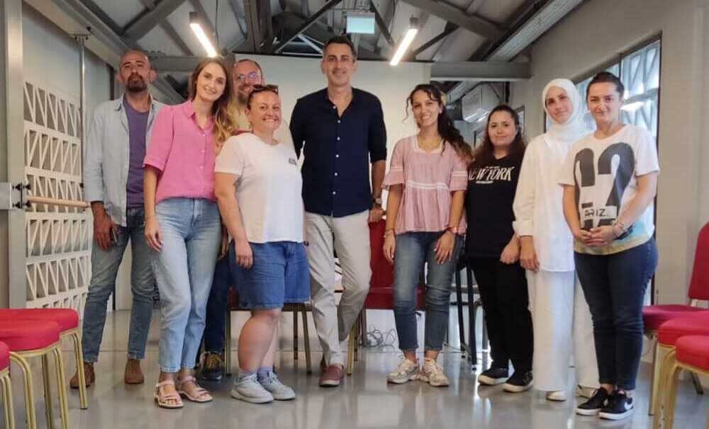 burak alptekin öğrencileriyle (1)