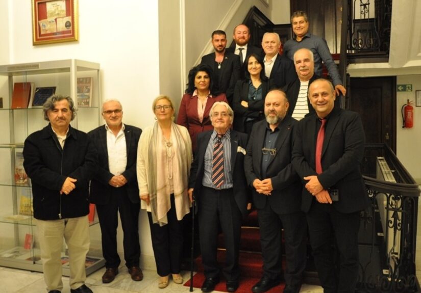 buyukelci-fatma-ceren-yazgan-ve-