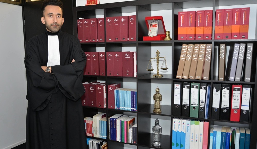 ismet özkara avukat (1)