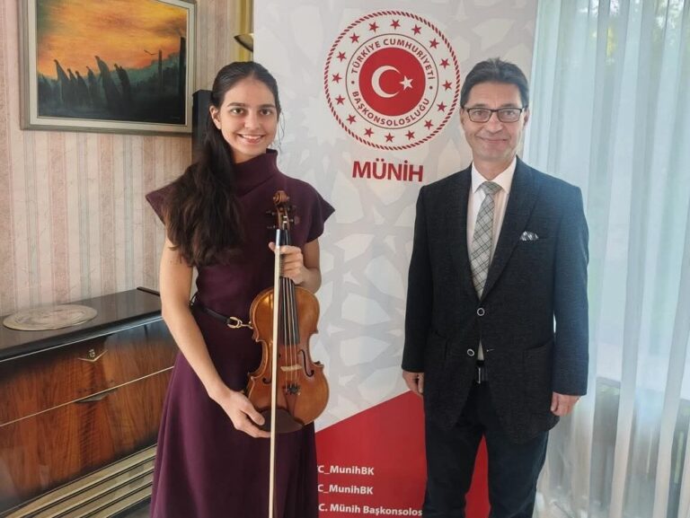 naz irem münih (1)
