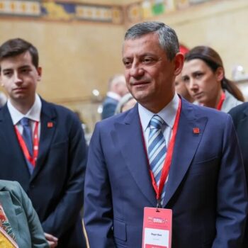 özgür özel amsterdamda1 (1)