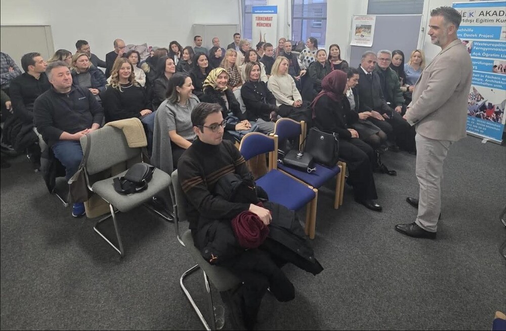 Münih te 24 Kasım Öğretmenler Günü1