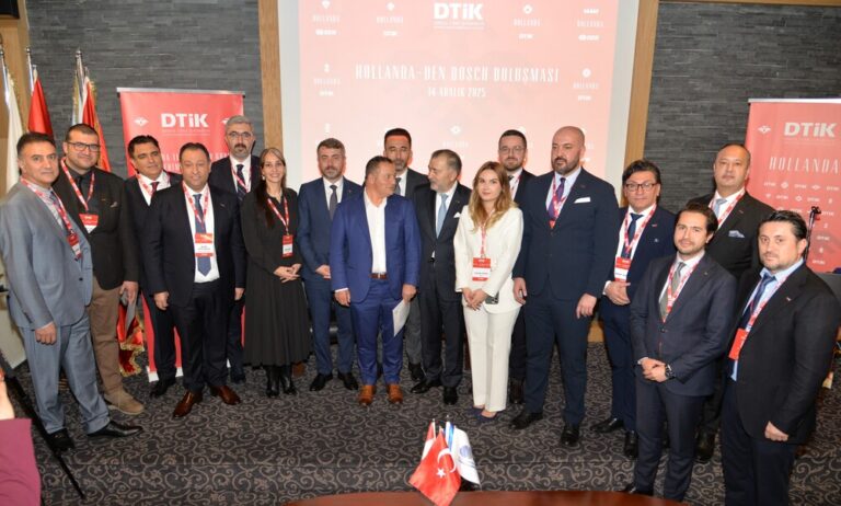 DTİK Denbosch Buluşması Press Fo