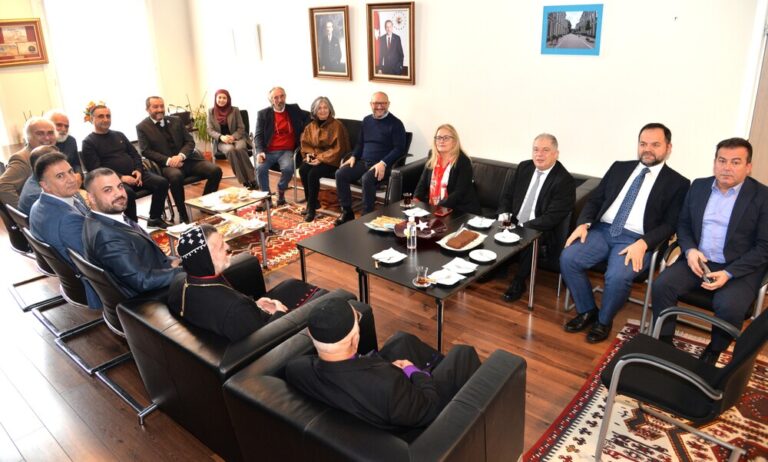 İnsanı Yaşat ki Devlet Yaşasın (