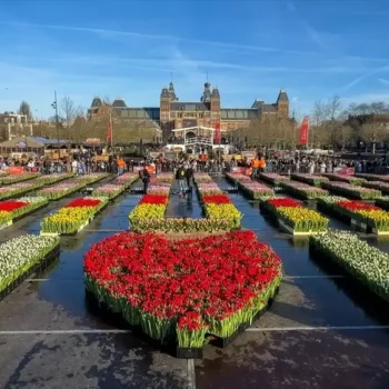 hollanda-da-ulusal-lale-gunu-etk