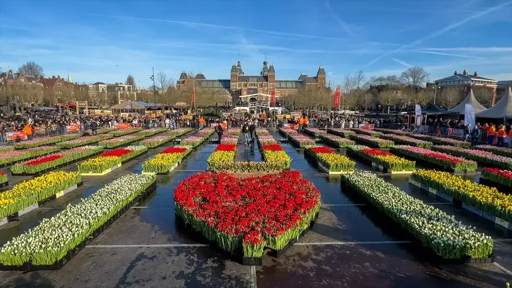 hollanda-da-ulusal-lale-gunu-etk