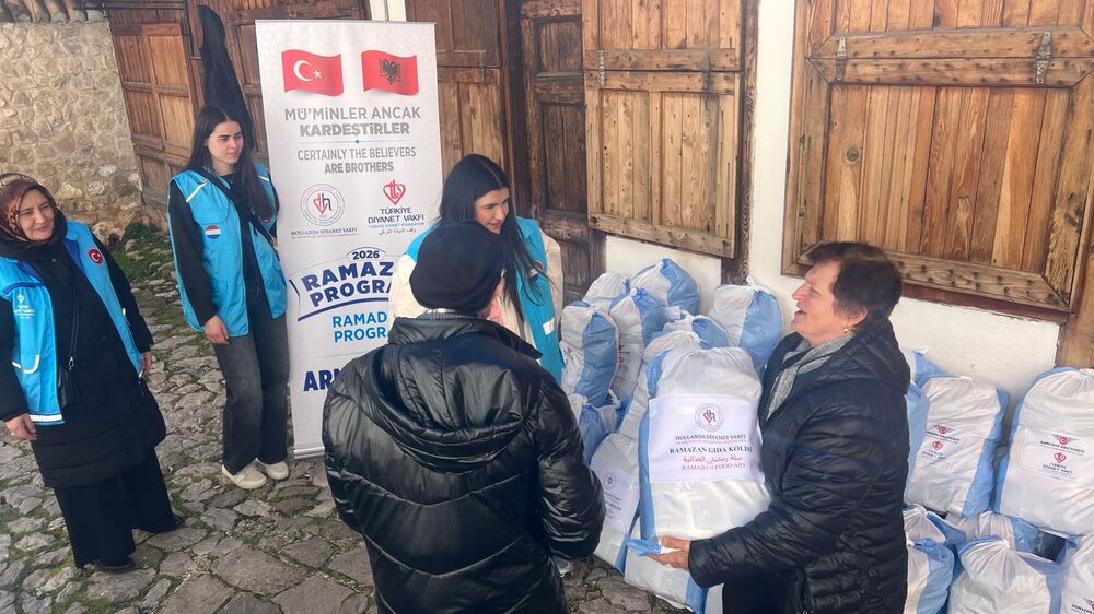 hdv den arnavutluk a yardım