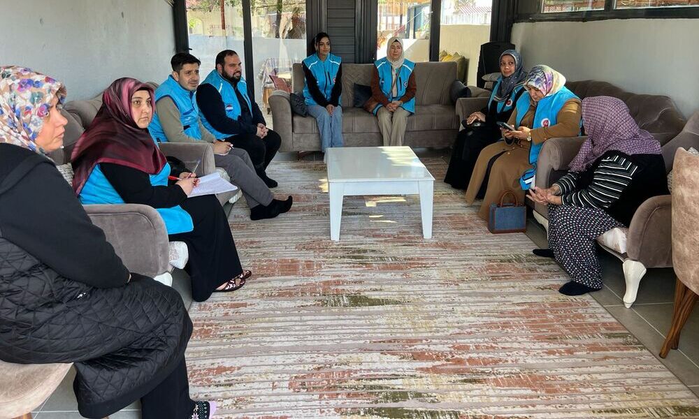 Hatay’da Depremzede Ailelere Ramazan Ziyaretleri