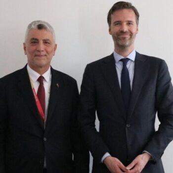 ticaret bakanı ömer bolat - sjoe