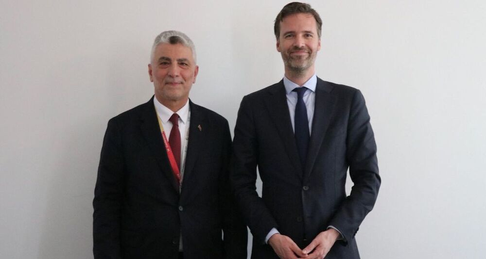 ticaret bakanı ömer bolat - sjoe