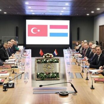 icisleri-bakani-ciftci-hollanda-