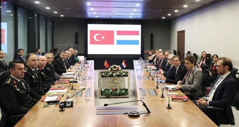 icisleri-bakani-ciftci-hollanda-