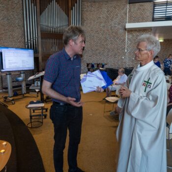 120.000 kaarten naar Tweede Kamer