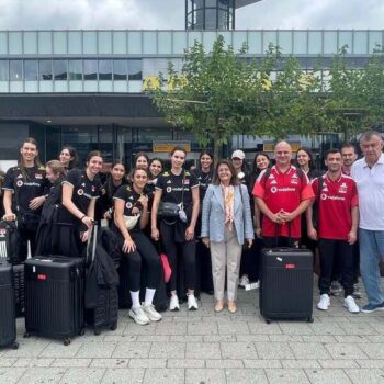 u22 voleybol kadın takımı