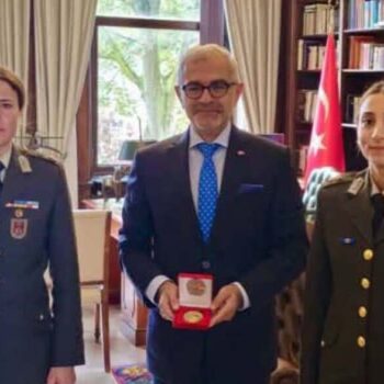 büyükelçi burak akçapar