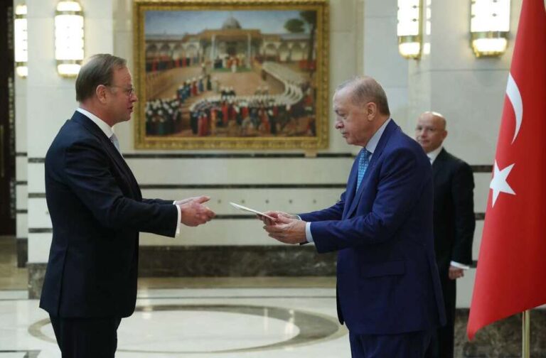 Hollanda’nın Türkiye Büyükelçisi Alle Dorhout