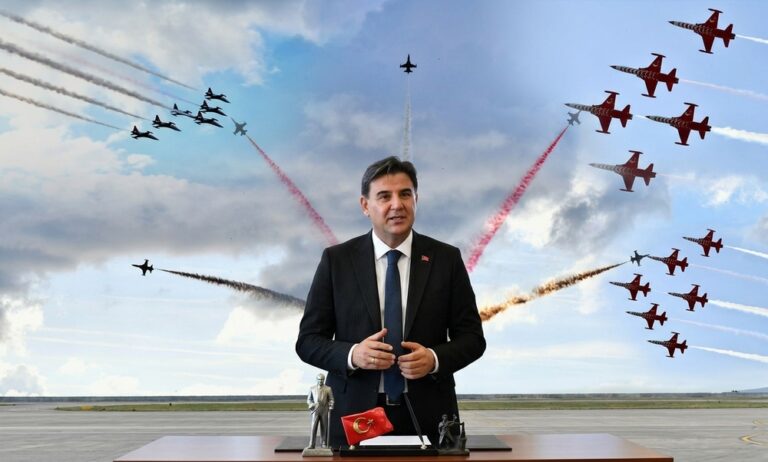 türk yıldızları fethiye yi büyül